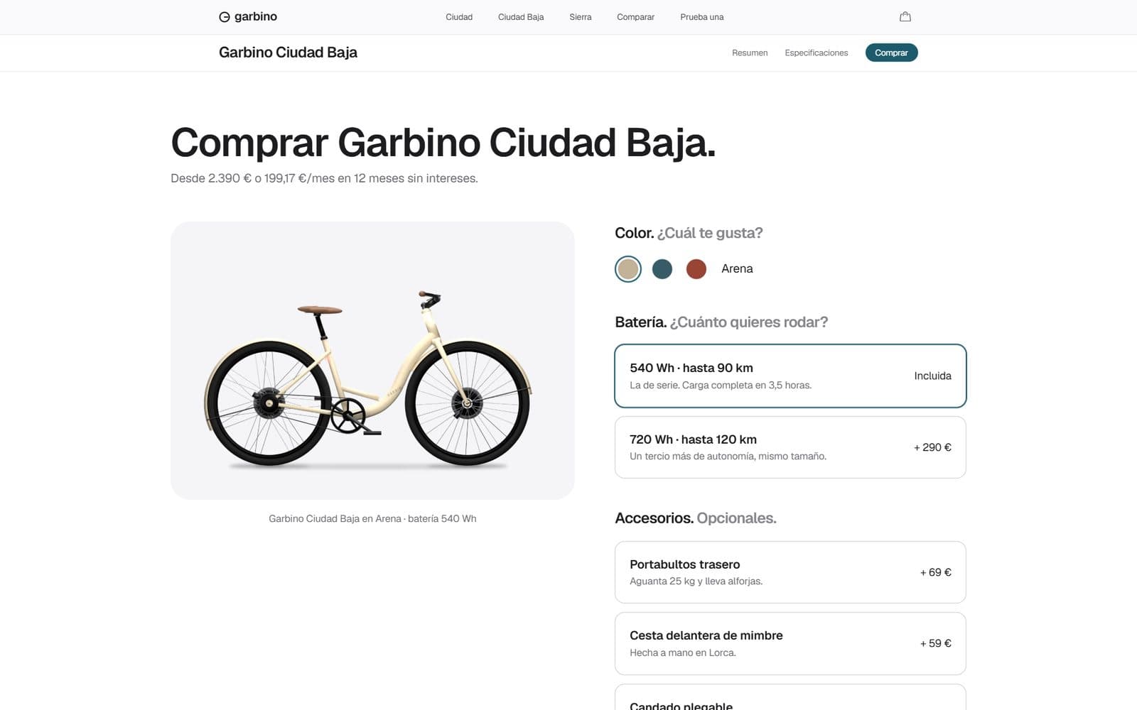 Configurador: color, batería y accesorios, con el total y la cuota al momento.